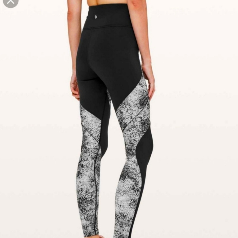 Lululemon Sweat & Repeat leggings